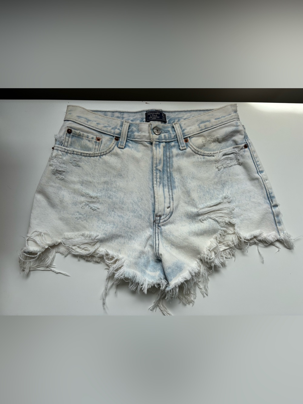 Abercrombie & Fitch Distressed High-Rise Denim Shorts | Light Wash | Size 4 - Picture 2 of 4